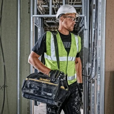 กระเป๋าซิปหูหิ้ว TSTAK DEWALT รุ่น DWST82991-1 กระเป๋าซิปหูหิ้ว TSTAK DEWALT รุ่น DWST82991-1