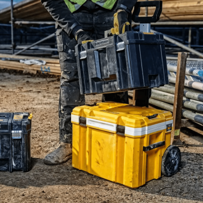 กล่องเก็บความเย็น (คูเลอร์) แบบรถเข็น DEWALT รุ่น DWST83281-1 กล่องเก็บความเย็น (คูเลอร์) แบบรถเข็น DEWALT รุ่น DWST83281-1