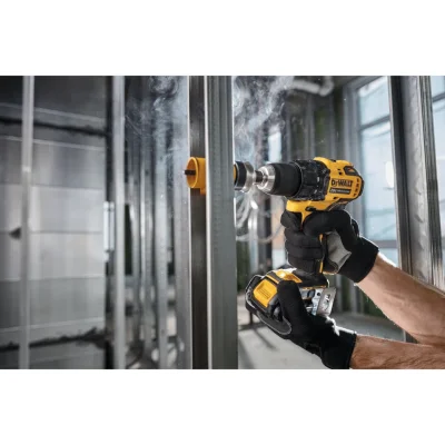 ชุดสว่านไขควง DEWALT รุ่น DCD708L2-B1 พร้อมแบต 3.0 AH