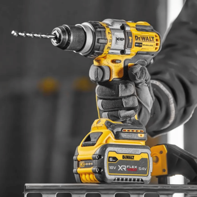 สว่านกระแทกไร้สาย 20V Max DEWALT รุ่น DCD999T1-B1 (พร้อมแบตเตอรี่เเละแท่นชาร์จ)