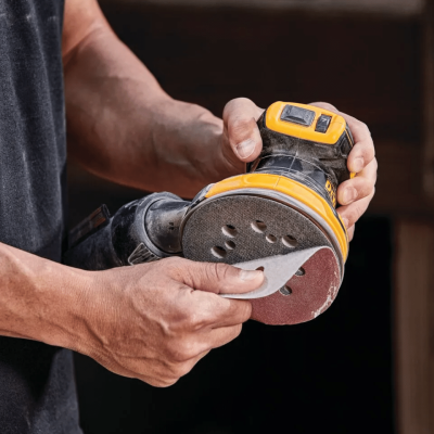 เครื่องขัดกระดาษทรายไร้สาย 20Vmax DEWALT รุ่น DCW210N-KR เครื่องเปล่า) เครื่องขัดกระดาษทรายไร้สาย 20Vmax DEWALT รุ่น DCW210N-KR เครื่องเปล่า)