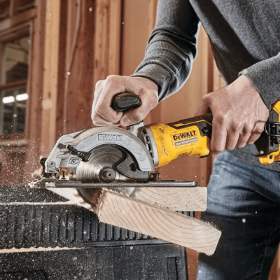 เลื่อยวงเดือนไร้สาย 20V Max DEWALT รุ่น DCS571N-KR  (เครื่องเปล่า)