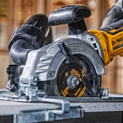 เลื่อยวงเดือนไร้สาย 20V Max DEWALT รุ่น DCS571N-KR  (เครื่องเปล่า) เลื่อยวงเดือนไร้สาย 20V Max DEWALT รุ่น DCS571N-KR  (เครื่องเปล่า)