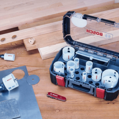 ชุดดอกโฮลซอ BiM 14 ชิ้น BOSCH พร้อมมีดพกอเนกประสงค์สวิส