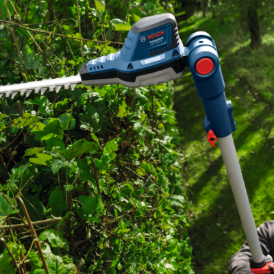 เลื่อยตัดแต่งพุ่มไม้ไร้สาย 18 V BOSCH รุ่น GHE 18V-50 TP (เครื่องเปล่า)