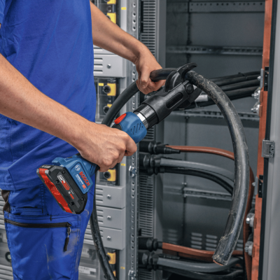 BOSCH GKH 18V-50 Cordless Hydraulic Cutting Tool