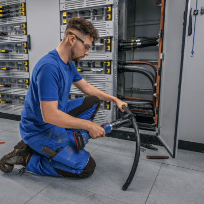 BOSCH GKH 18V-50 Cordless Hydraulic Cutting Tool