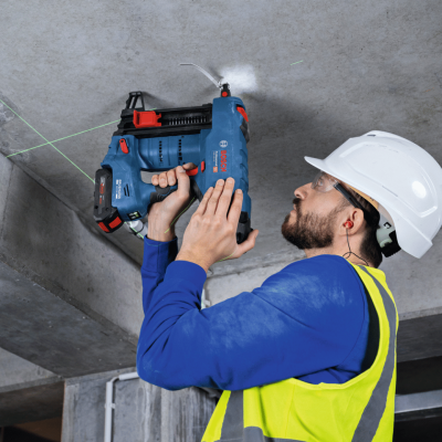 BOSCH GNB 18V-40 Cordless Nailer BOSCH GNB 18V-40 Cordless Nailer