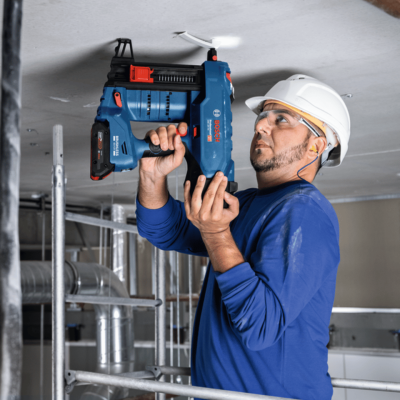 BOSCH GNB 18V-40 Cordless Nailer BOSCH GNB 18V-40 Cordless Nailer