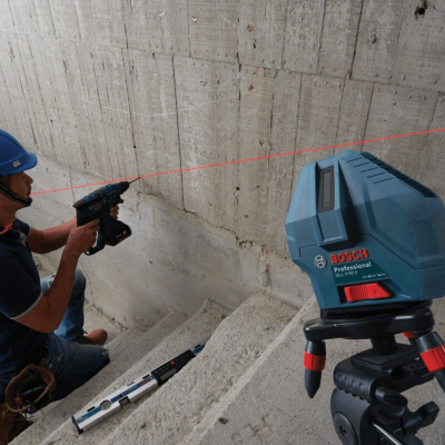 เครื่องวัดระดับเลเซอร์ BOSCH รุ่น GLL 5-50 X เครื่องวัดระดับเลเซอร์ BOSCH รุ่น GLL 5-50 X