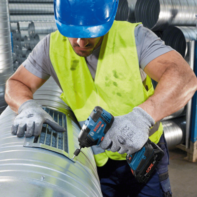 ไขควงกระแทกไร้สาย แบตเตอรี่ 2 ก้อน  GDR 18V-200 C 2 ไขควงกระแทกไร้สาย แบตเตอรี่ 2 ก้อน  GDR 18V-200 C 2