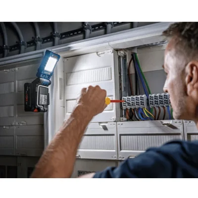 ไฟฉายไร้สาย BOSCH รุ่น GLI 18V-800 ไฟฉายไร้สาย BOSCH รุ่น GLI 18V-800
