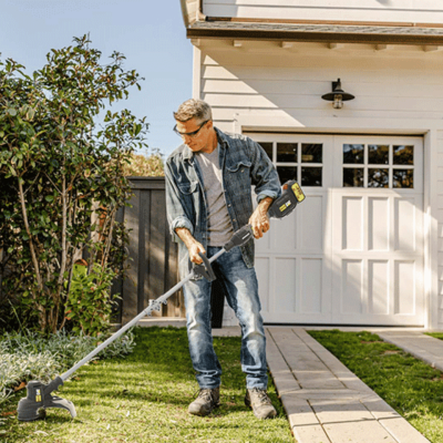 Cordless Grass Trimmer 33 cm – CAT DG210