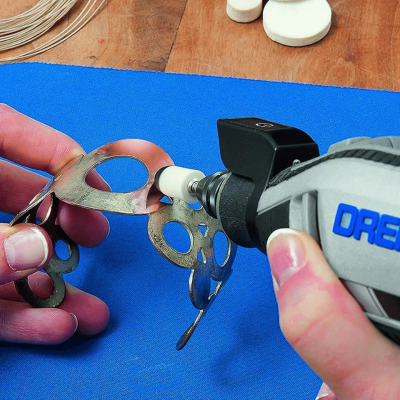 หัวขัดสักหลาด 3/8 นิ้ว DREMEL รุ่น 422 ( แพ็คละ 4 ชิ้น ) หัวขัดสักหลาด 3/8 นิ้ว DREMEL รุ่น 422 ( แพ็คละ 4 ชิ้น )