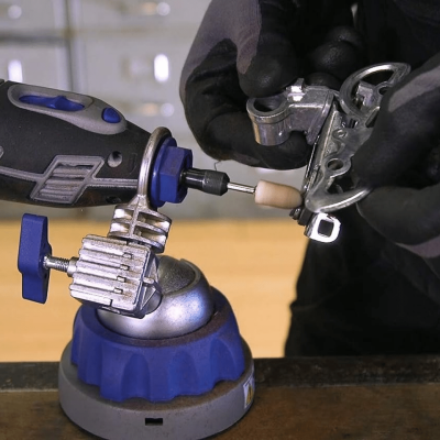 หัวขัดสักหลาด 3/8 นิ้ว DREMEL รุ่น 422 ( แพ็คละ 4 ชิ้น ) หัวขัดสักหลาด 3/8 นิ้ว DREMEL รุ่น 422 ( แพ็คละ 4 ชิ้น )