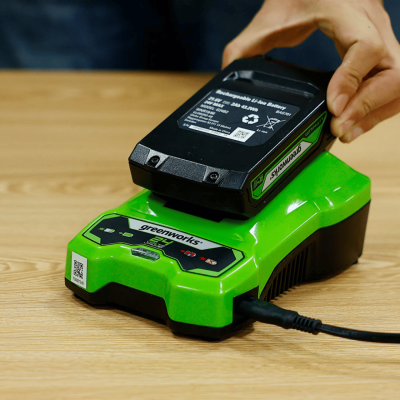 GREENWORKS G24C 24V Fast Charger