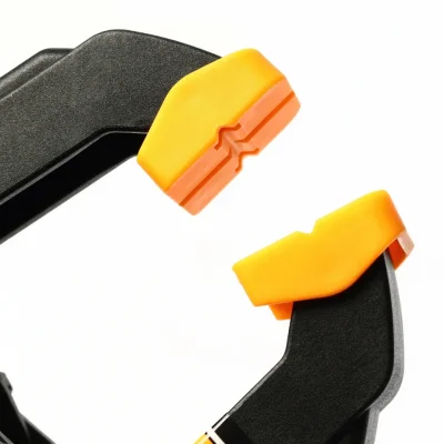 สปริงแคลมป์พลาสติก ขนาด 6 INGCO รุ่น HQSC0206  สปริงแคลมป์พลาสติก ขนาด 6 INGCO รุ่น HQSC0206