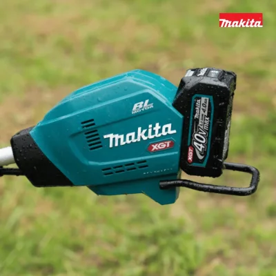 40V max Cordless Grass Trimmer MAKITA model UR006GM101