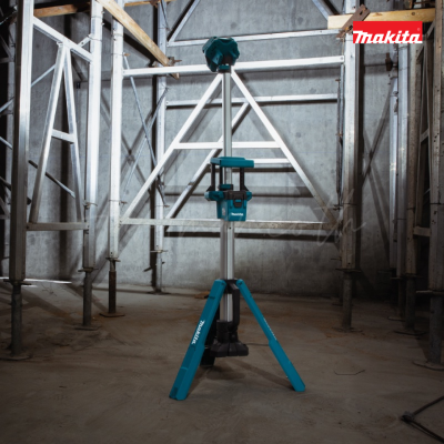 ไฟฉายส่องสว่างทาวเวอร์ไลท์ 18V MAKITA รุ่น DML814Z (เครื่องเปล่า)