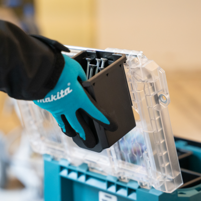 กล่องเครื่องมือฝาใส MAKTRAK DEEP COMPACT MAKITA รุ่น P-91067