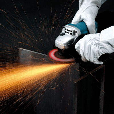 เครื่องเจียรไฟฟ้า 5 นิ้ว MAKITA รุ่น 9558HNRG เครื่องเจียรไฟฟ้า 5 นิ้ว MAKITA รุ่น 9558HNRG