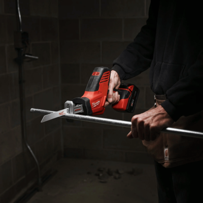 MILWAUKEE C18 HZ-401B M18 REDSTART™ Cordless Reciprocating Saw