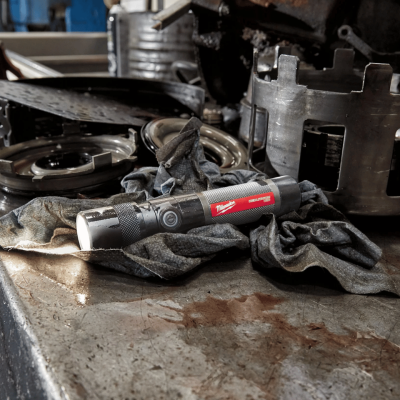 MILWAUKEE L4 TMLED-301 TRUEVIEW™ LED Metal Flashlight