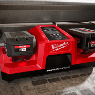 MILWAUKEE M18 DBSC SA 18V Dual-Bay Super Charger