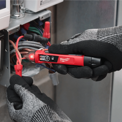 MILWAUKEE NCVDDF Duel Range Non-Contact Voltage Detector with Flashlight