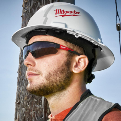 แว่นตาเซฟตี้ MILWAUKEE รุ่น SAFETY GLASSES