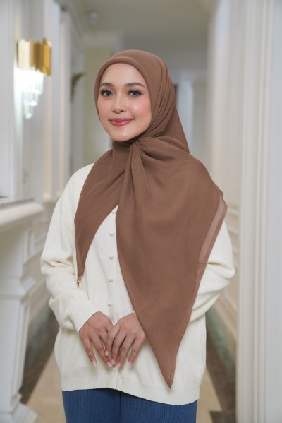 New Aery Collection x Sally Giovanny