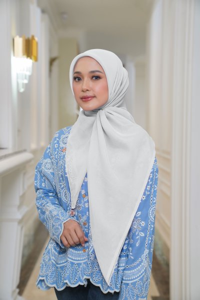 New Aery Collection x Sally Giovanny