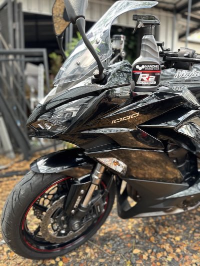 สเปรย์เคลือบแก้วสูตรกราฟีน NANONIX R2 รถ KAWASAKI
