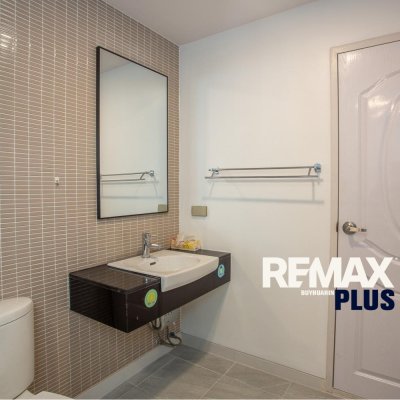 Baan Sandao Hua Hin — Newly Renovated 2BR Beachfront Condo