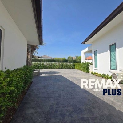 BelVida Estates Hua Hin — Villa Suasana Luxury Pool Villa