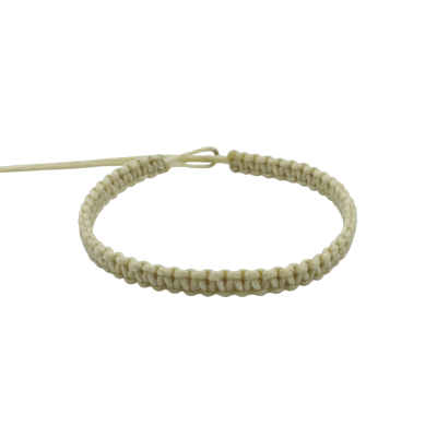 Plain macrame bracelet