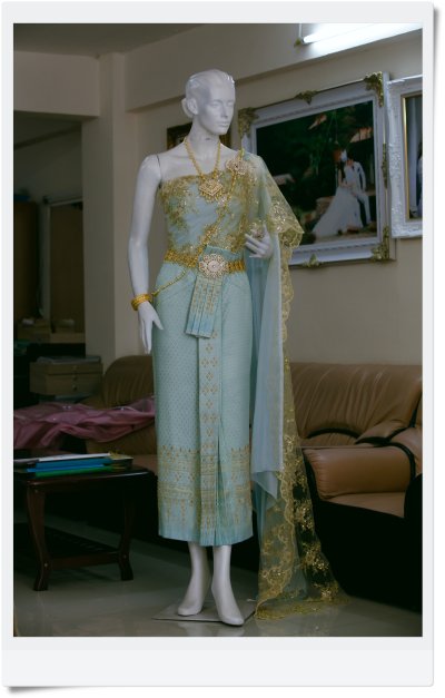 เช่าชุดไทย ชุดที่ 4