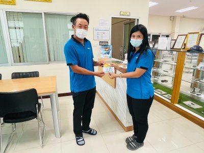 Give employee birthday gifts