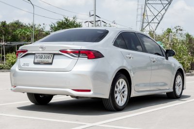 TOYOTA ALTIS 1.6 G (NEW) AT ปี2019 (9กฌ3087)