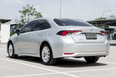 TOYOTA ALTIS 1.6 G (NEW) AT ปี2019 (9กฌ3091)