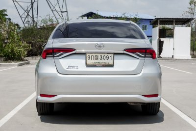 TOYOTA ALTIS 1.6 G (NEW) AT ปี2019 (9กฌ3091)