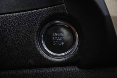 TOYOTA ALTIS 1.6 G AT ปี 2018 (8กณ4067)