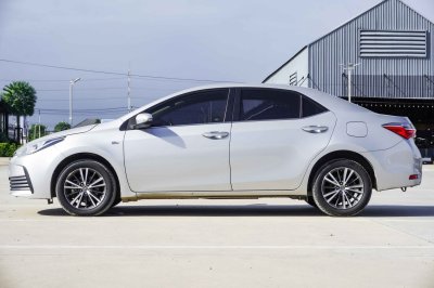 TOYOTA ALTIS 1.6 G AT ปี 2018 (8กณ4067)