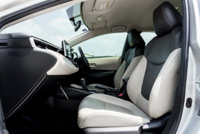 TOYOTA ALTIS 1.6 G (NEW) AT ปี2019 (9กฎ5738)