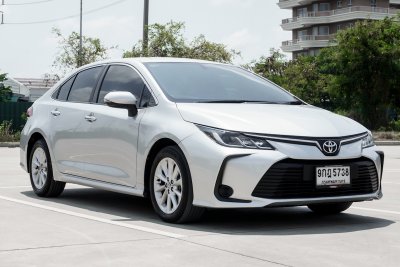 TOYOTA ALTIS 1.6 G (NEW) AT ปี2019 (9กฎ5738)
