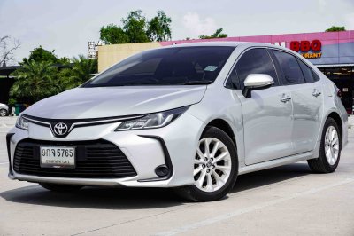 TOYOTA ALTIS 1.6 G (NEW) AT ปี2019 (9กจ5765)