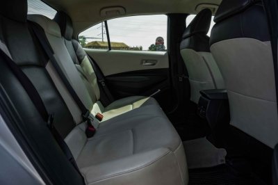 TOYOTA ALTIS 1.6 G (NEW) AT ปี2019 (9กจ6054)
