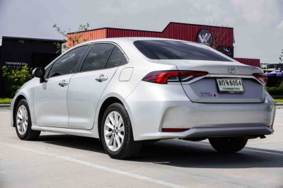 TOYOTA ALTIS 1.6 G (NEW) AT ปี2019 (9กจ6054)