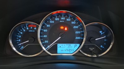 TOYOTA ALTIS 1.6 G AT ปี 2018 (8กณ7403)