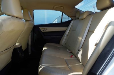 TOYOTA ALTIS 1.6 G AT ปี 2018 (8กฎ8206)